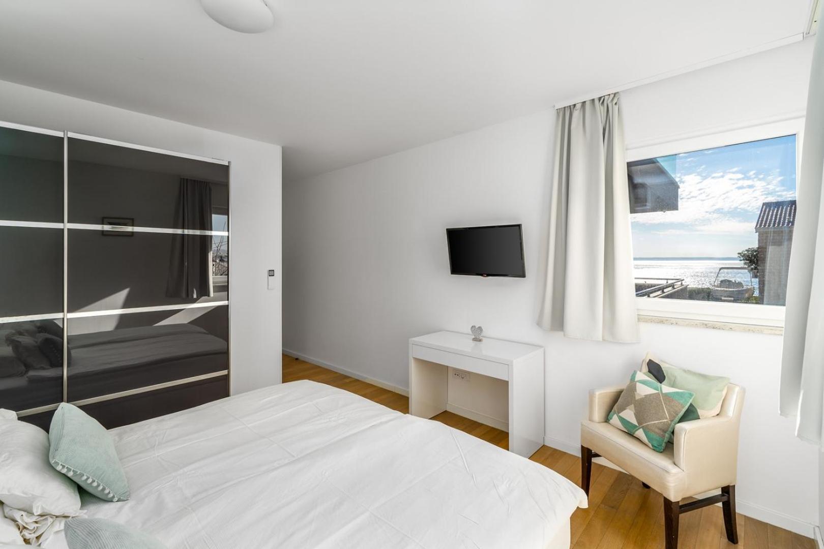 Luxury Villa Lucas With Heated Pool, Whirlpool, Sauna, 14 Pax Podstrana Buitenkant foto