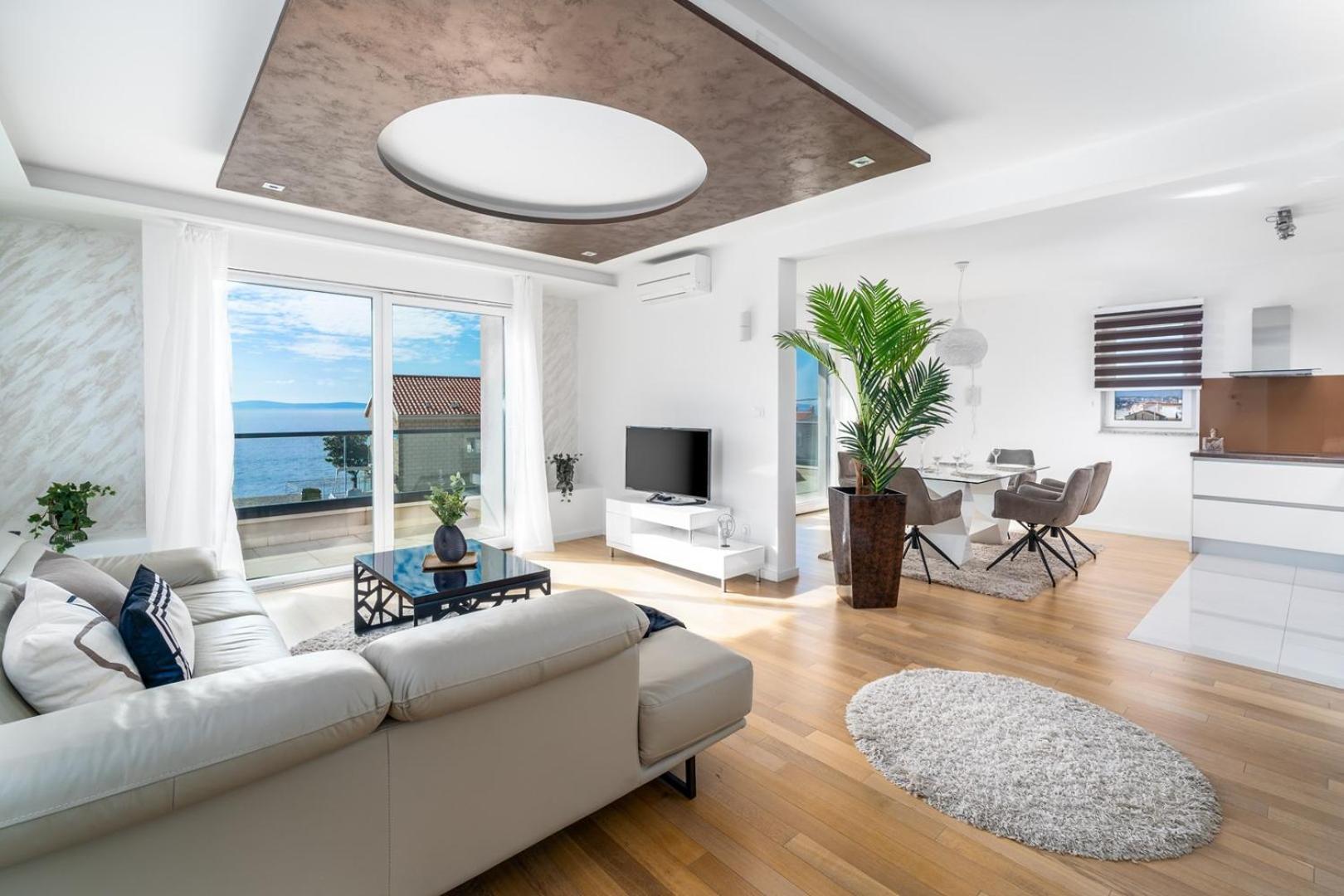 Luxury Villa Lucas With Heated Pool, Whirlpool, Sauna, 14 Pax Podstrana Buitenkant foto